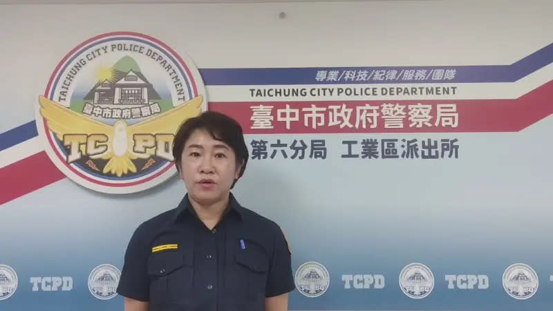 Công Nhân Nhập Cư Vi Phạm Giao Thông: Cảnh Sát Tăng Cường Kiểm Tra và Tuyên Truyền Tại Khu Công Nghiệp Đài Trung