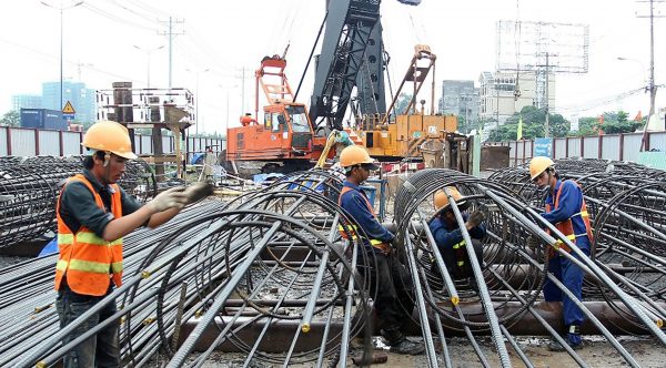 Tạo dựng môi trường lao động an toàn và lành mạnh: Vấn đề lạm dụng lao động di cư tại các doanh nghiệp